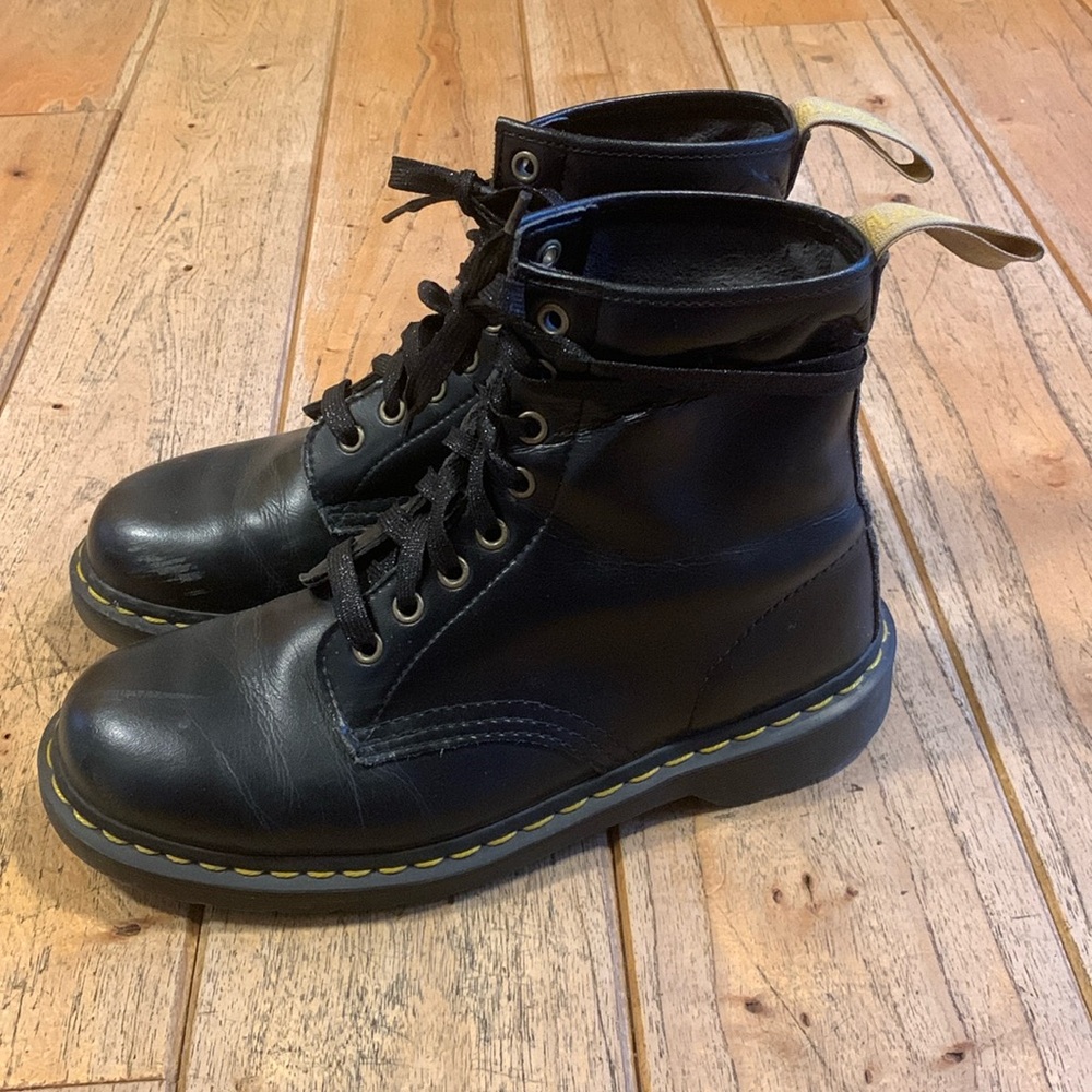 Well-loved Vegan Doc Marten 1460 Boots - size 9